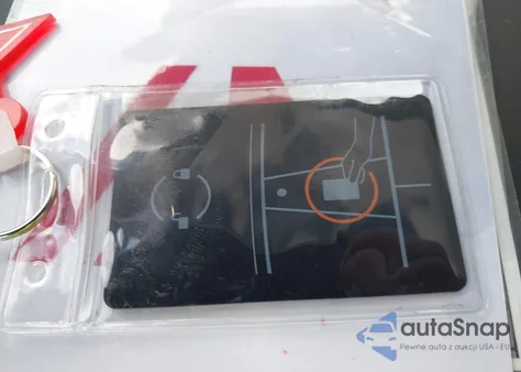 2026 Tesla Model Y Long Range Dual Motor All-Wheel Drive z USA, uszkodzony, nr VIN 7SAYGDEDXTF378062